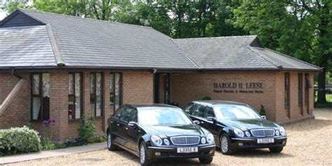 harold h leese funeral directors.